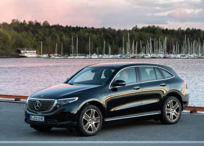 Mercedes-Benz-EQC-2